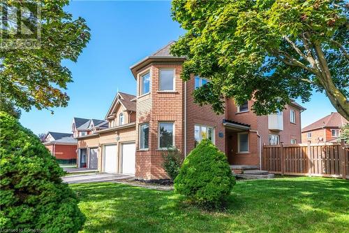 Back of house with a garage and a yard - 139 Shady Pine Circle, Brampton, ON - Outdoor