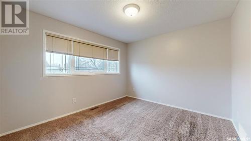 5177 Donnelly Crescent, Regina, SK - Indoor Photo Showing Other Room