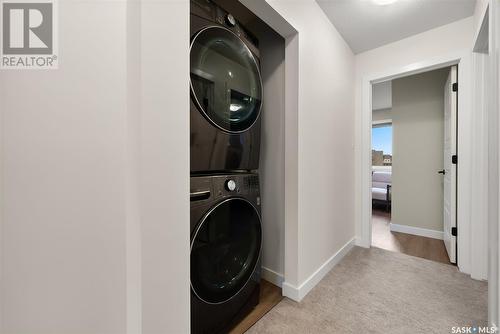 5217 E Green Crescent, Regina, SK - Indoor Photo Showing Laundry Room