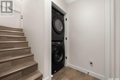 5217 E Green Crescent, Regina, SK - Indoor Photo Showing Laundry Room