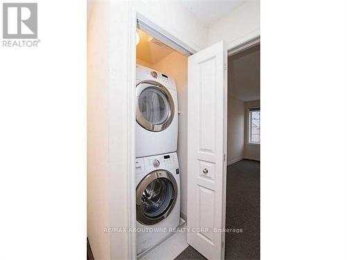 63 - 541 Winston Road, Grimsby, ON - Indoor Photo Showing Laundry Room