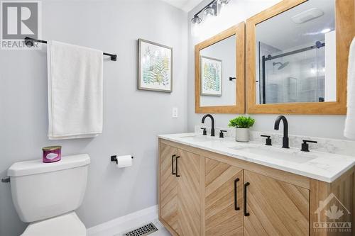 42 Woodburn Drive, Blackburn Hamlet (2301 - Blackburn Hamlet), ON - Indoor Photo Showing Bathroom