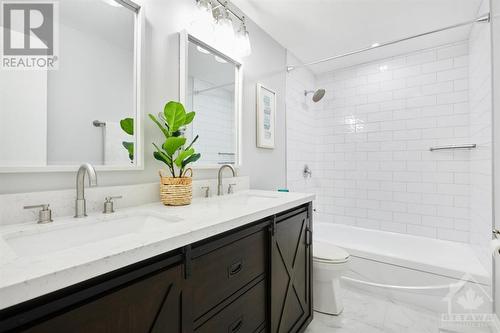 42 Woodburn Drive, Blackburn Hamlet (2301 - Blackburn Hamlet), ON - Indoor Photo Showing Bathroom