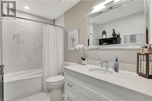 50 Grand Avenue S Unit# 811, Cambridge, ON - Indoor Photo Showing Bathroom