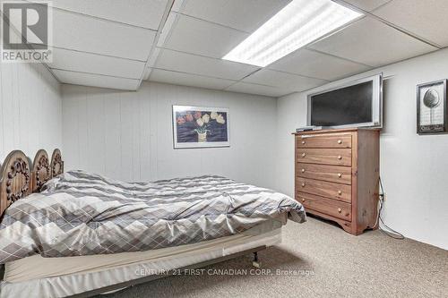 161 Mcmaster Drive, London, ON - Indoor Photo Showing Bedroom