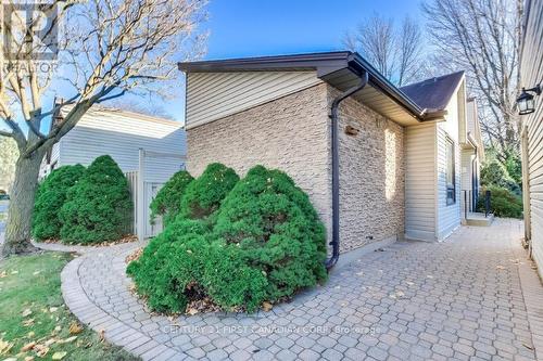 161 Mcmaster Drive, London, ON - Outdoor