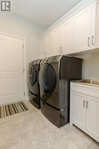 147 Robin Ridge Drive, Central Elgin (Belmont), ON - Indoor Photo Showing Laundry Room