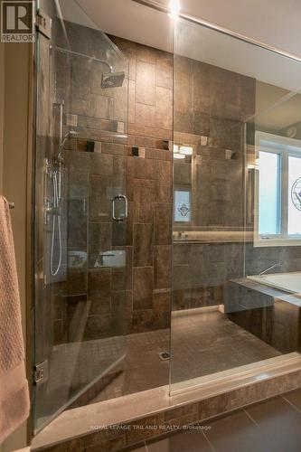 147 Robin Ridge Drive, Central Elgin (Belmont), ON - Indoor Photo Showing Bathroom