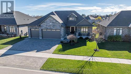 147 Robin Ridge Drive, Central Elgin (Belmont), ON - Outdoor With Facade