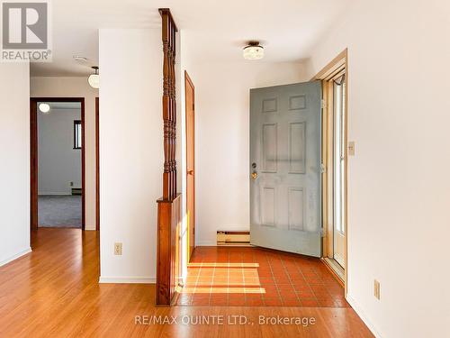 8 Shenendoah Road, Prince Edward County (Sophiasburgh), ON - Indoor Photo Showing Other Room