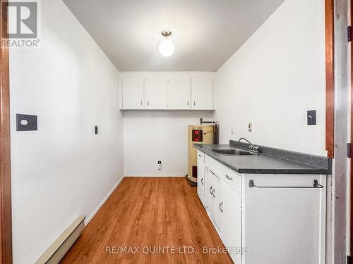 8 Shenendoah Road, Prince Edward County (Sophiasburgh), ON - Indoor Photo Showing Kitchen