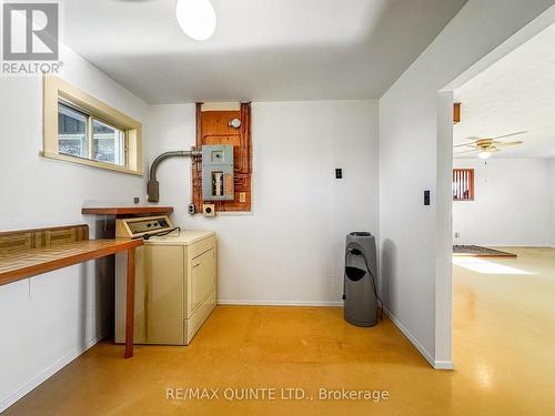 8 Shenendoah Road, Prince Edward County (Sophiasburgh), ON - Indoor Photo Showing Laundry Room