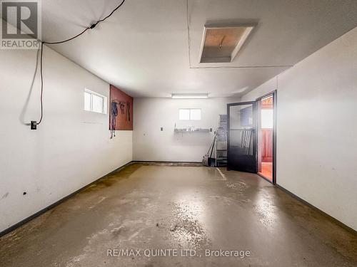 8 Shenendoah Road, Prince Edward County (Sophiasburgh), ON - Indoor Photo Showing Garage