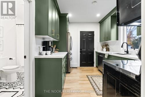 112 Nappadale Street, Kawartha Lakes (Woodville), ON - Indoor Photo Showing Bathroom