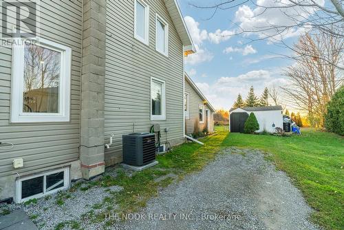 112 Nappadale Street, Kawartha Lakes (Woodville), ON - Outdoor