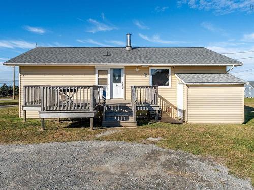 7856 Highway 1, Meteghan, NS 