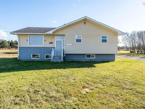 7856 Highway 1, Meteghan, NS 