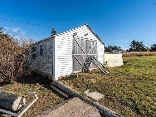 7856 Highway 1, Meteghan, NS 