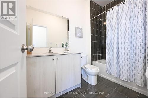 30 Sapwood Crescent, Brampton, ON - Indoor Photo Showing Bathroom