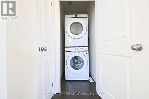 30 Sapwood Crescent, Brampton, ON - Indoor Photo Showing Laundry Room