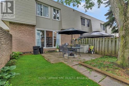 182 - 17 Old Pine Trail, St. Catharines (444 - Carlton/Bunting), ON - Outdoor With Deck Patio Veranda With Exterior