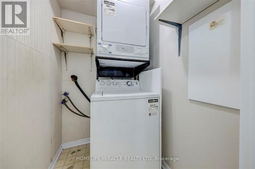 409 - 88 Alton Towers Circle, Toronto, ON - Indoor Photo Showing Laundry Room