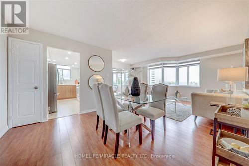 409 - 88 Alton Towers Circle, Toronto, ON - Indoor Photo Showing Dining Room