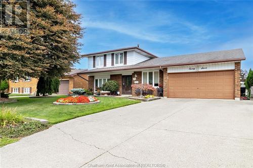 27 Joanne Street, Chatham, ON - Outdoor With Facade