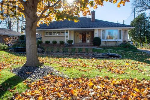 650 Queen Street South, Chatham, ON - Outdoor With Deck Patio Veranda With Facade