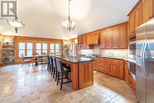 805 Eastdale Drive, Wasaga Beach, ON - Indoor Photo Showing Kitchen