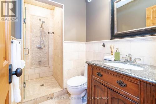 805 Eastdale Drive, Wasaga Beach, ON - Indoor Photo Showing Bathroom