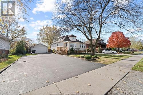 12445 Lanoue Street, Tecumseh, ON - Outdoor With Facade