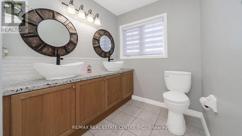 4 Chetholme Place, Halton Hills, ON - Indoor Photo Showing Bathroom