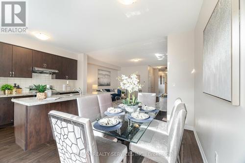 322 Bonnieglen Farm Boulevard, Caledon, ON - Indoor Photo Showing Dining Room