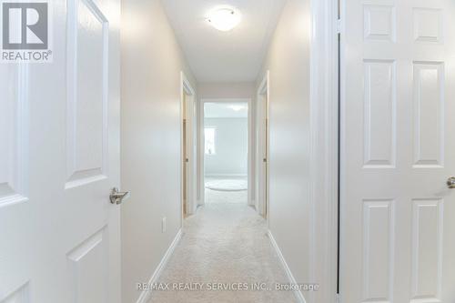 322 Bonnieglen Farm Boulevard, Caledon, ON - Indoor Photo Showing Other Room