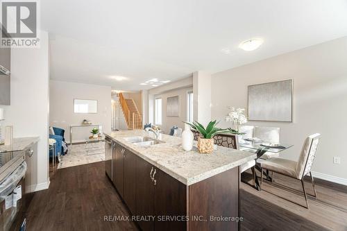 322 Bonnieglen Farm Boulevard, Caledon, ON - Indoor Photo Showing Kitchen With Double Sink