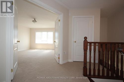 24 - 2019 Trawden Way, Oakville, ON - Indoor Photo Showing Other Room