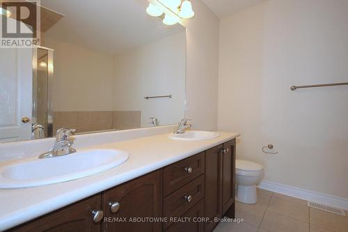 24 - 2019 Trawden Way, Oakville, ON - Indoor Photo Showing Bathroom