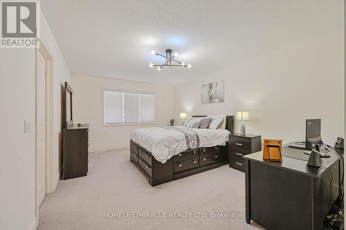 34 Pearman Crescent, Brampton, ON - Indoor Photo Showing Bedroom