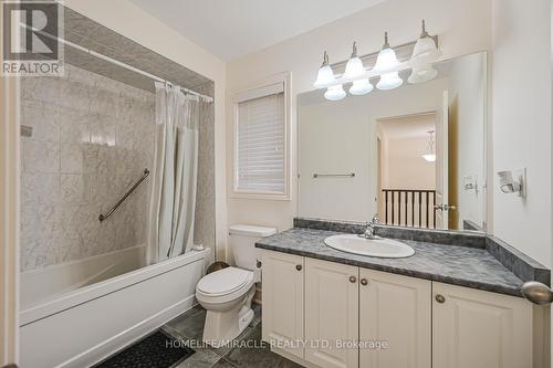 34 Pearman Crescent, Brampton, ON - Indoor Photo Showing Bathroom