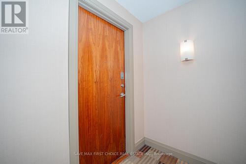 2401 - 4080 Living Arts Drive, Mississauga, ON - Indoor Photo Showing Other Room