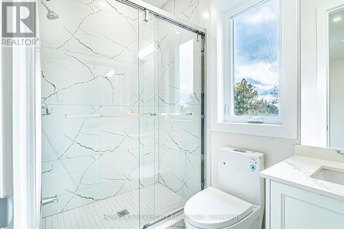 7655 Redstone Road, Mississauga, ON - Indoor Photo Showing Bathroom