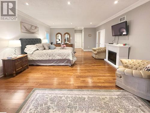 15 Rolling Meadow Drive, Caledon, ON - Indoor Photo Showing Bedroom