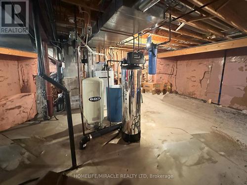 15 Rolling Meadow Drive, Caledon, ON - Indoor Photo Showing Basement