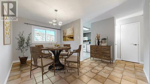 43 - 2825 Gananoque Drive, Mississauga, ON - Indoor Photo Showing Dining Room