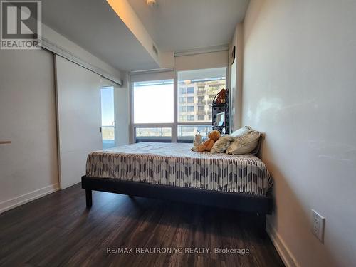 411 - 10 De Boers Drive, Toronto, ON - Indoor Photo Showing Bedroom