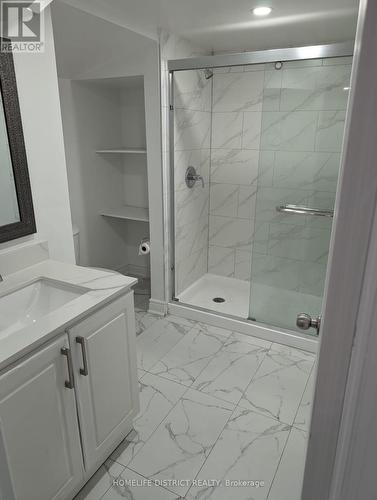 65 Cavendish Crescent, Brampton, ON - Indoor Photo Showing Bathroom