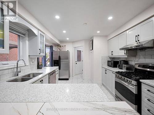 126 Sandmere Avenue, Brampton, ON - Indoor Photo Showing Kitchen With Double Sink