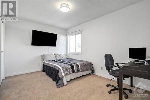 1123 Lichen Avenue, Ottawa, ON - Indoor Photo Showing Bedroom