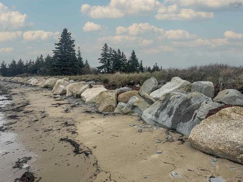 Lot Fort Point Road, Weymouth North, NS 